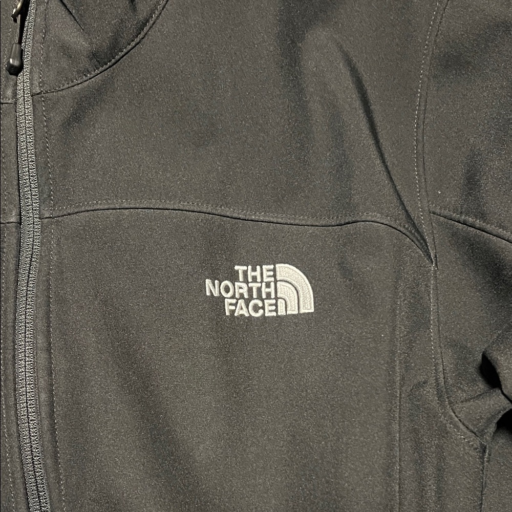 The North Face Men's Performance Softshell Jacket - image 2